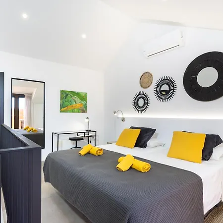 Home2book Modern Design Seaview Apt, Pool&terrace Apartment