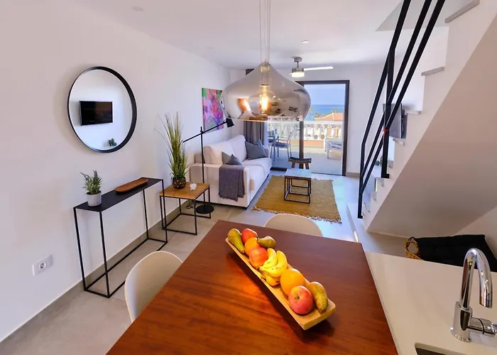 Home2book Modern Design Seaview Apt, Pool&terrace Appartement *