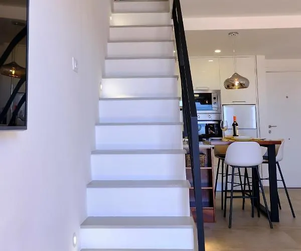 Home2book Modern Design Seaview Apt, Pool&terrace Apartament