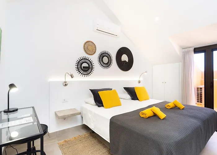 Home2book Modern Design Seaview Apt, Pool&terrace *