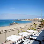 Home2book Modern Design Seaview Apt, Pool&terrace 아파트 *