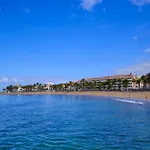Home2book Modern Design Seaview Apt, Pool&terrace 아파트